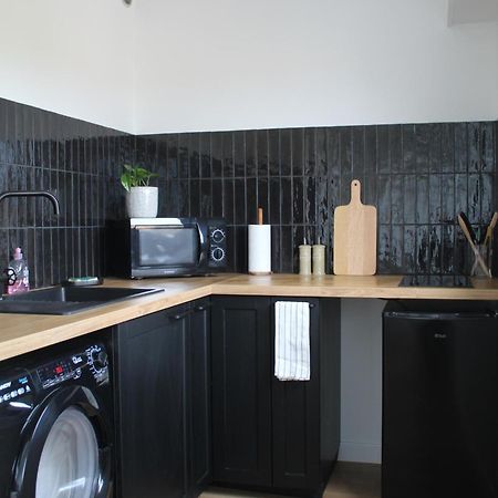 Studio De Charme Renove A Neuf A 15 Min De L'Aeroport Saint-Médard-en-Jalles Extérieur photo
